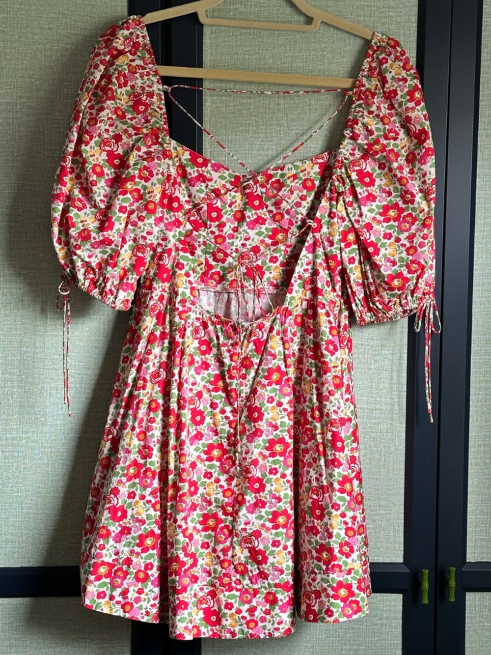 For Love & Lemons Auden Puff Sleeve Floral Mini Dress in Red, NWOT, Size M - Picture 5 of 9